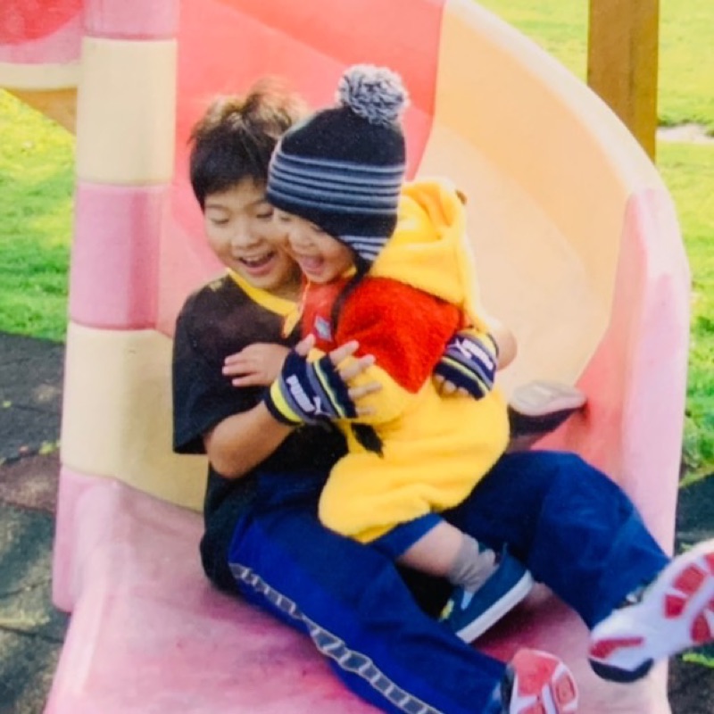 明戸  希(魯偉の母)