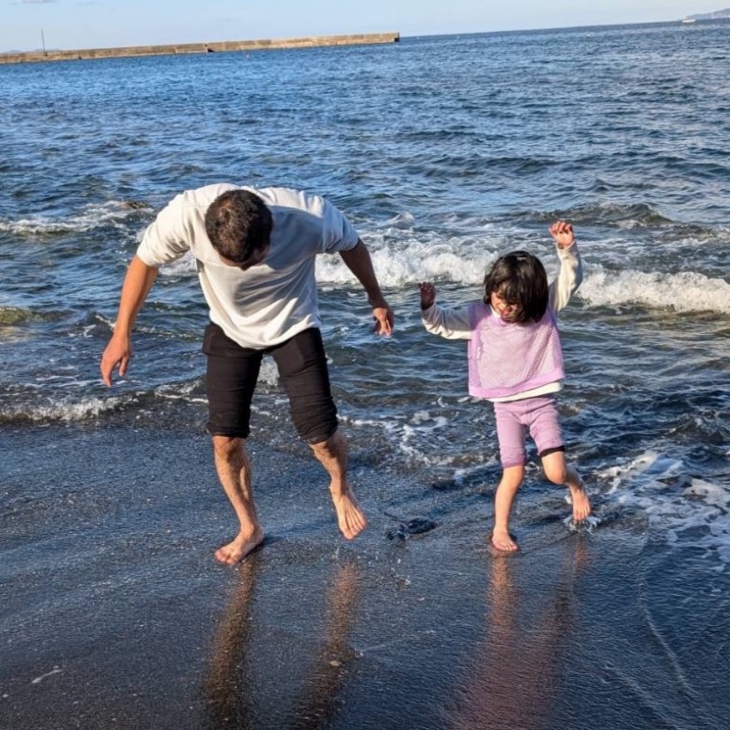 シンザト ヤスシ