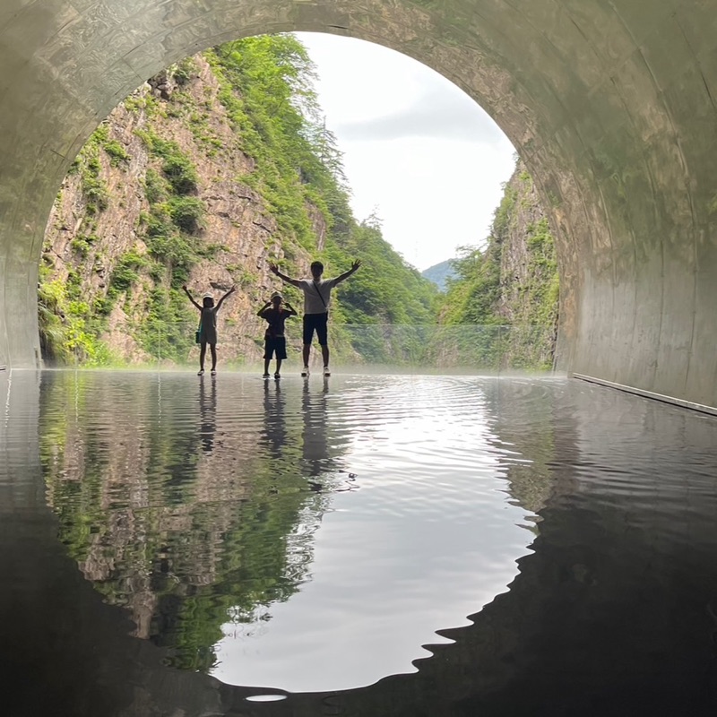 ヨシザキツヨシ