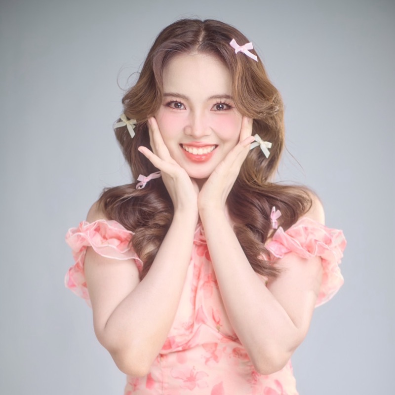 ธิดา
