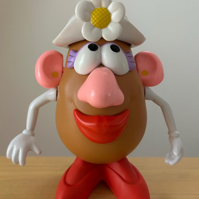 なりあいともこ